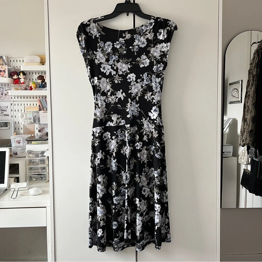 Vintage Floral Ruched Midi Dress Black Blue White Cap Sleeve 90s Cottagecore SM - Picture 4 of 9